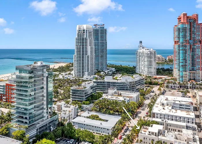 Gorgeous Coastal Ph With Large Private Terrace