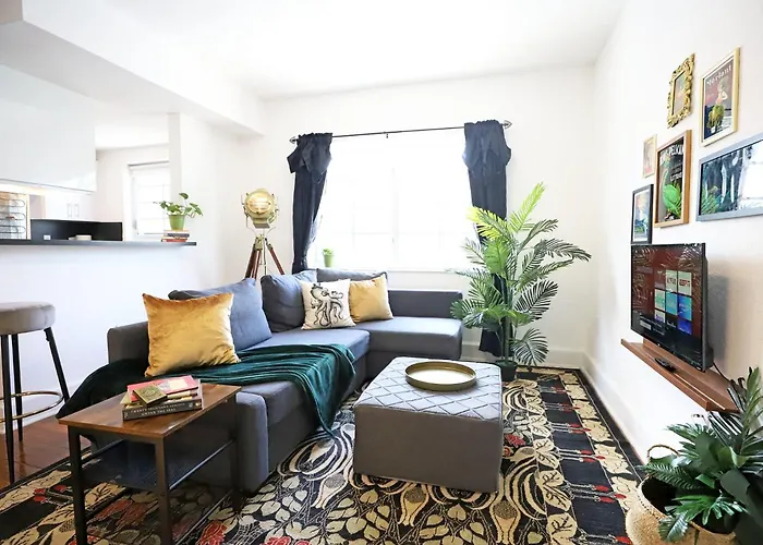 South Beach Free Parking Family & Pet Friendly Walk To Beach & Bay