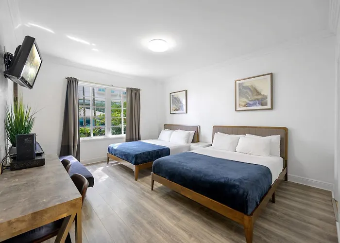 Barbizon On Ocean Drive Apartments