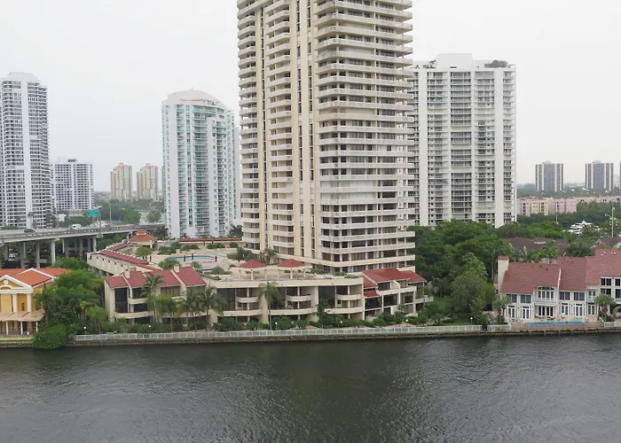 Ocean Reserve Luxury Condos Across From Sunny Isles Beach
