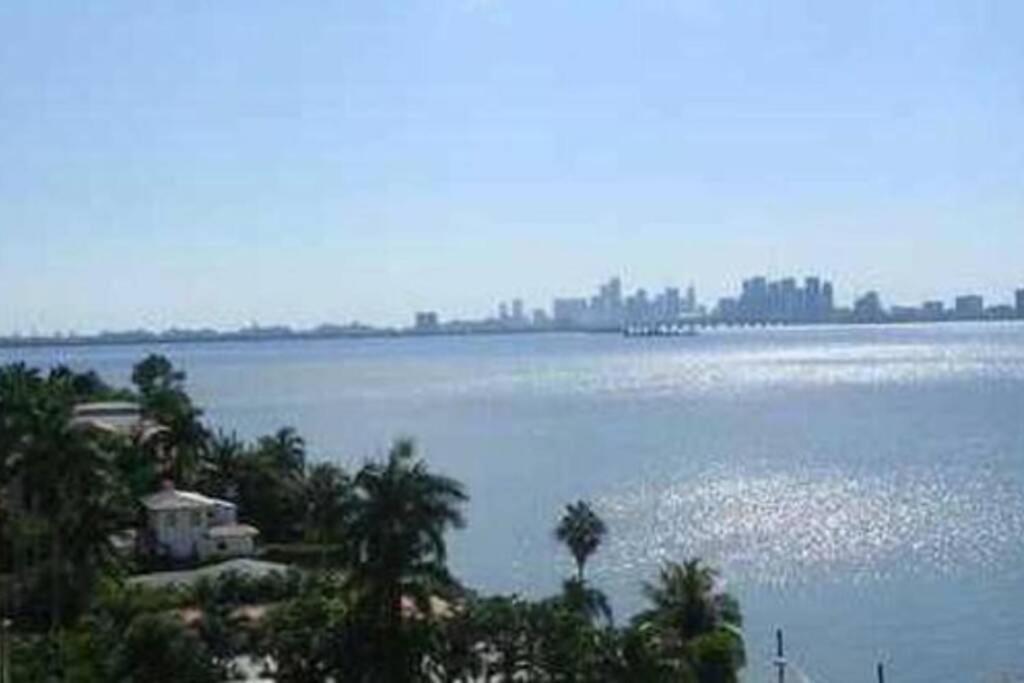 Fantastic Studio With Incredible Bay Views
