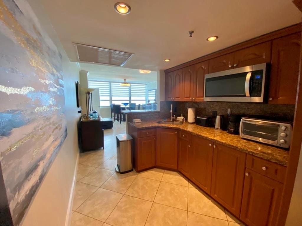 Castle Penthouse Or 1br Direct Ocean View -just Remodeled- Aparthotel *