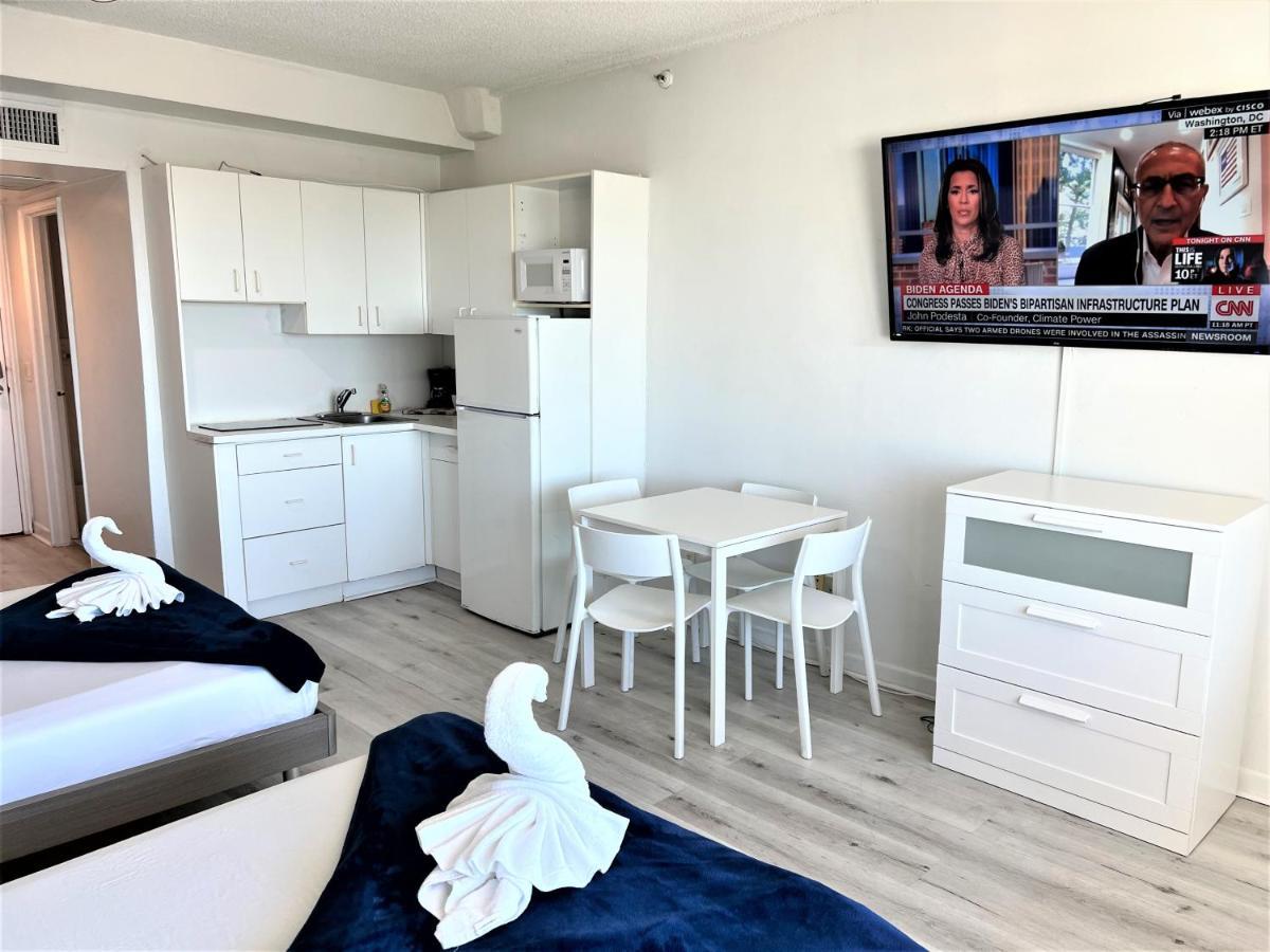 Ocean Front Units At Miami Apartment