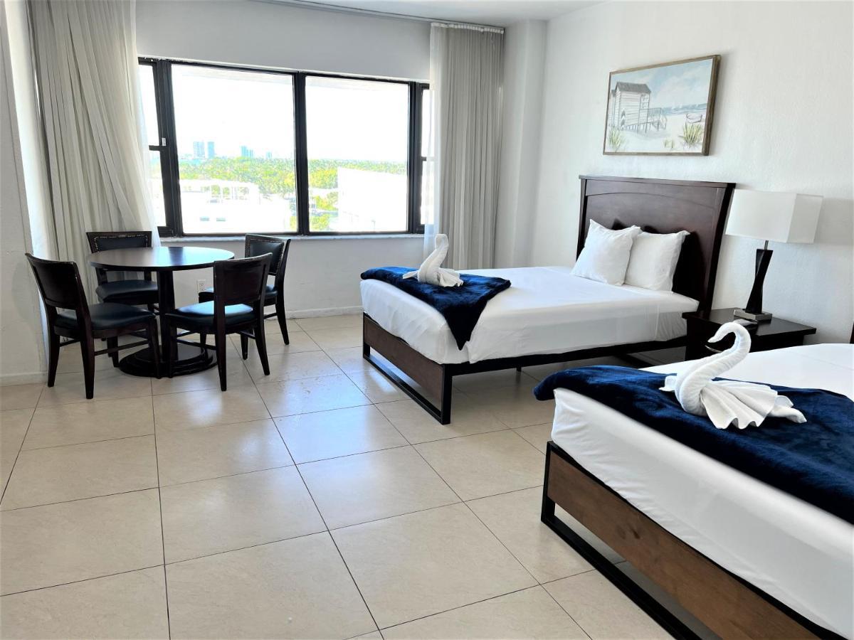 Apartment Ocean Front Units At Miami *