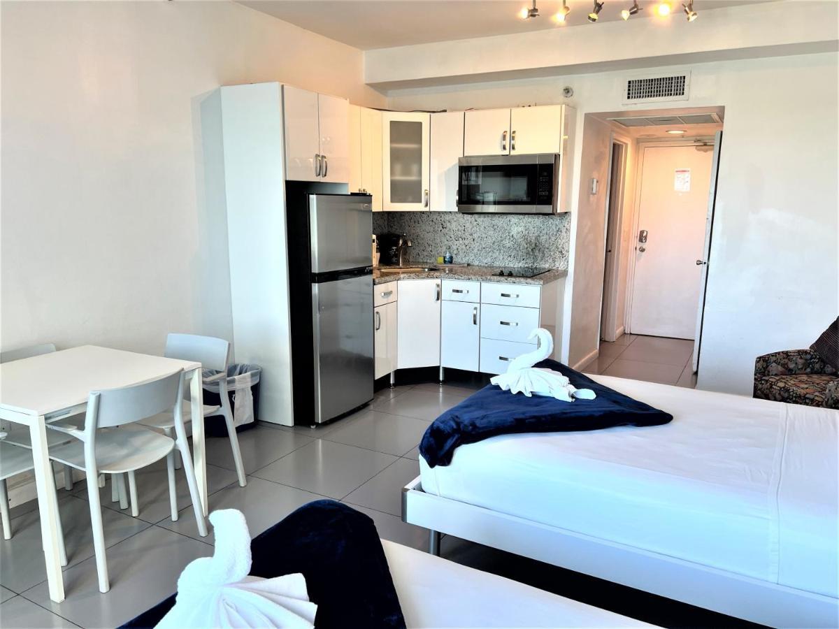 Ocean Front Units At Miami Apartment *