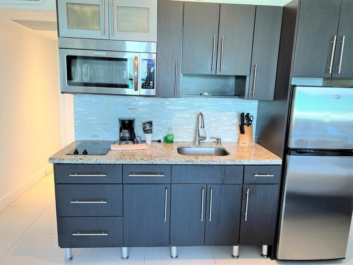 Ocean Front Units At Miami Apartment