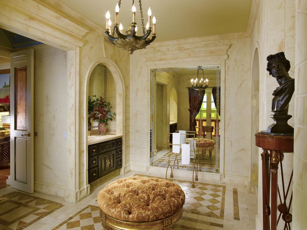 The Casa Casuarina Hotel 4*