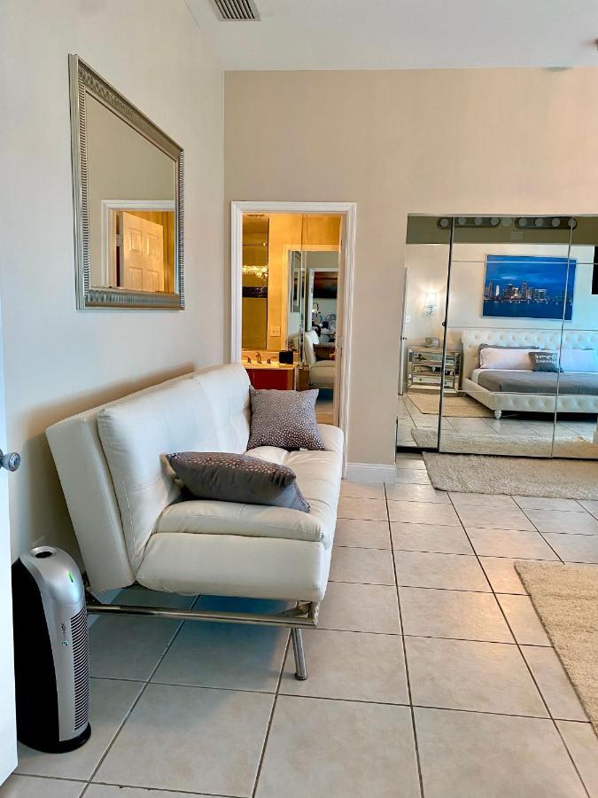 Aparthotel Castle Penthouse Or 1br Direct Ocean View -just Remodeled- Miami Beach