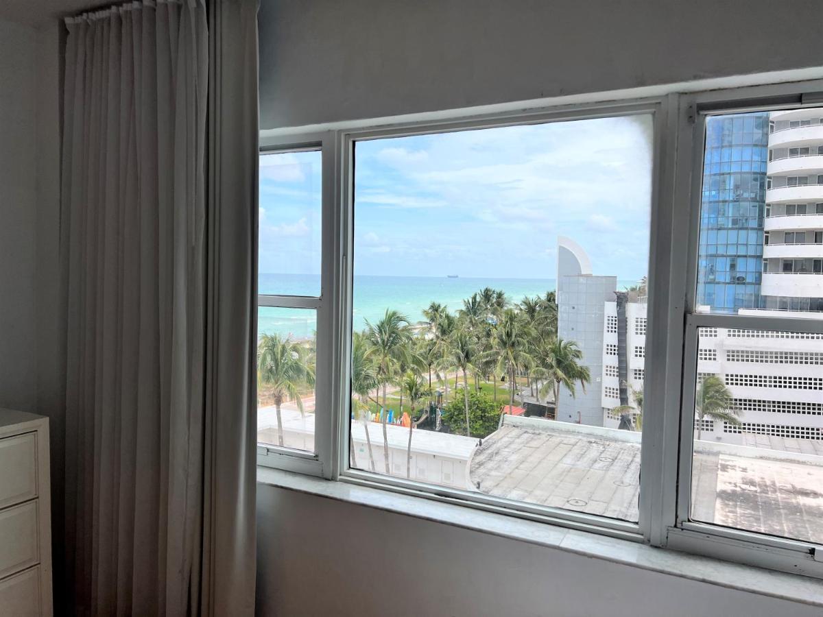 Ocean Front Units At Miami Apartment *