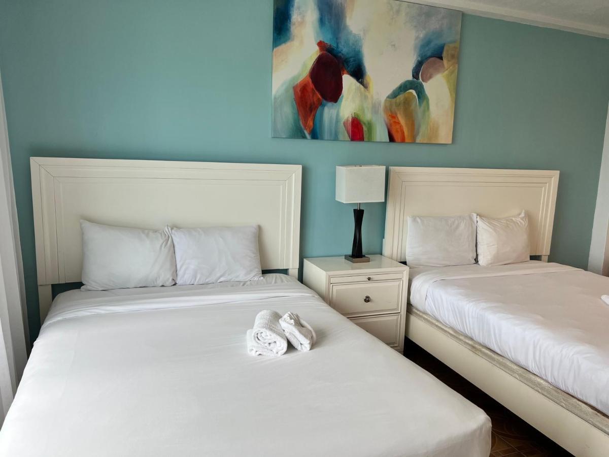 Ocean Front Units At Miami Apartment