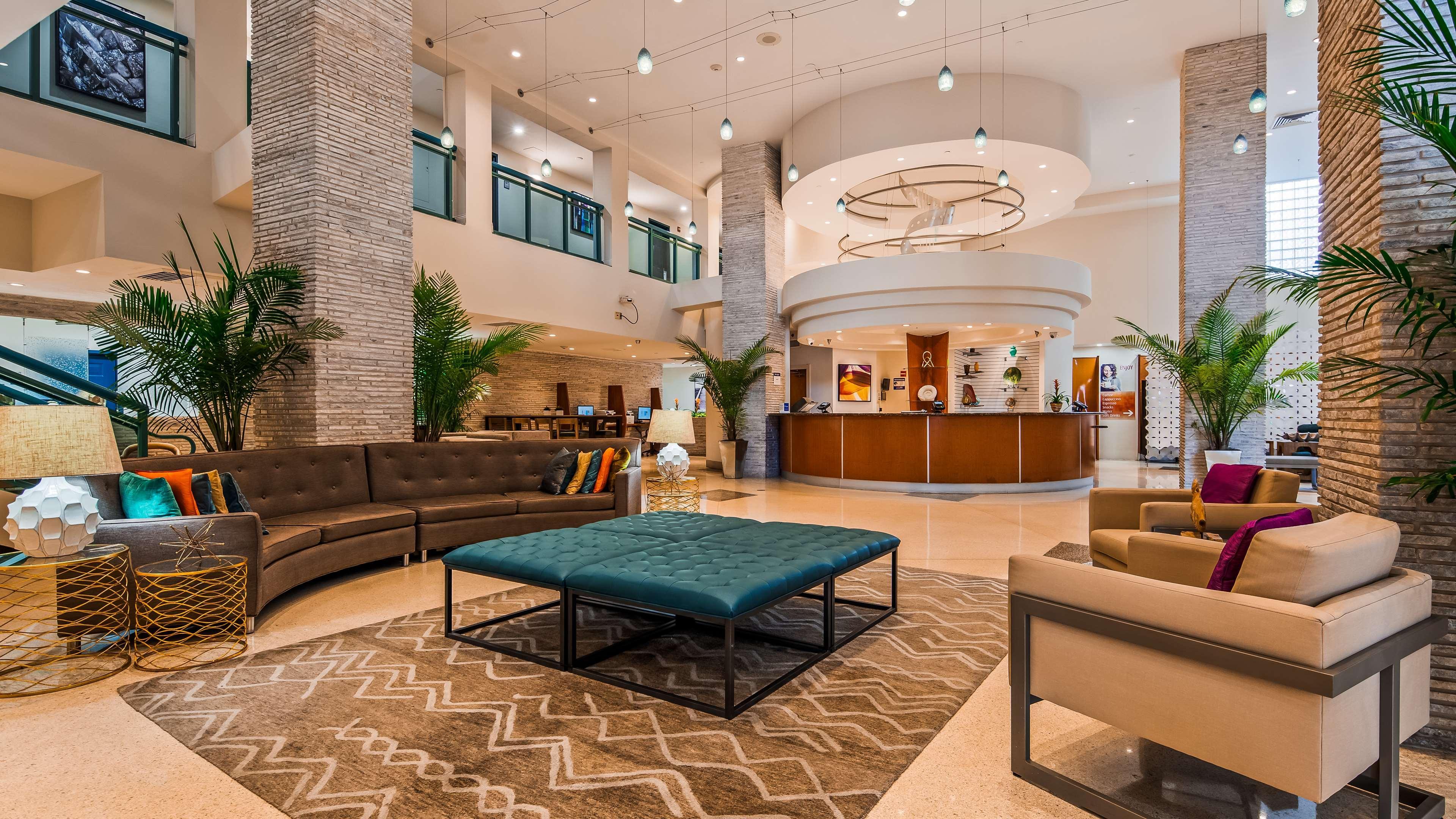 Best Western Plus Atlantic Beach Resort Miami Beach