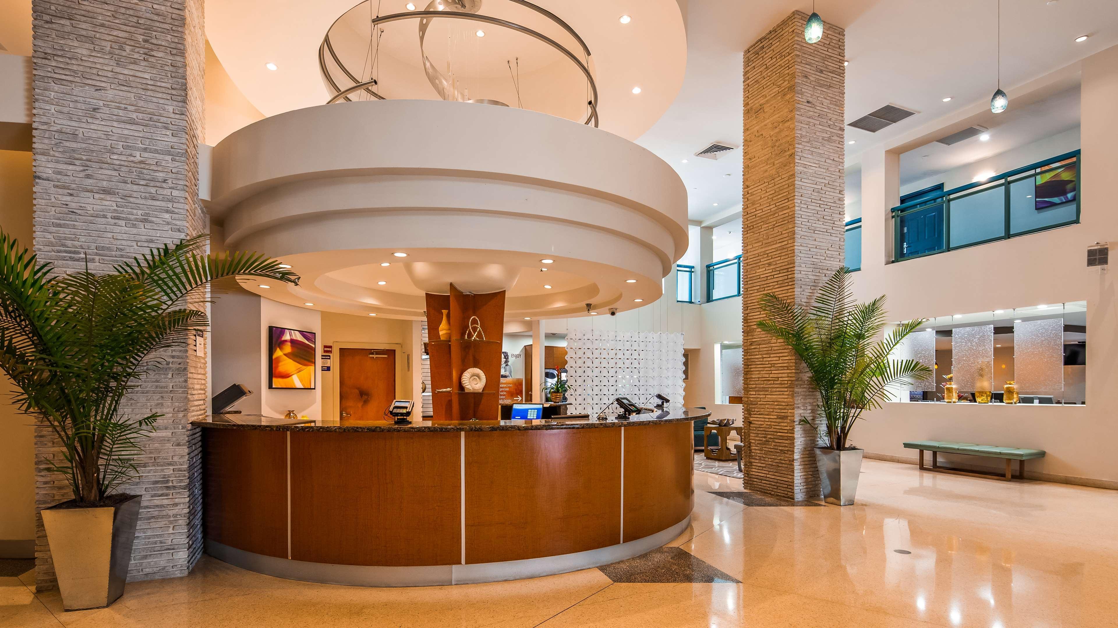 Best Western Plus Atlantic Beach Resort Miami Beach