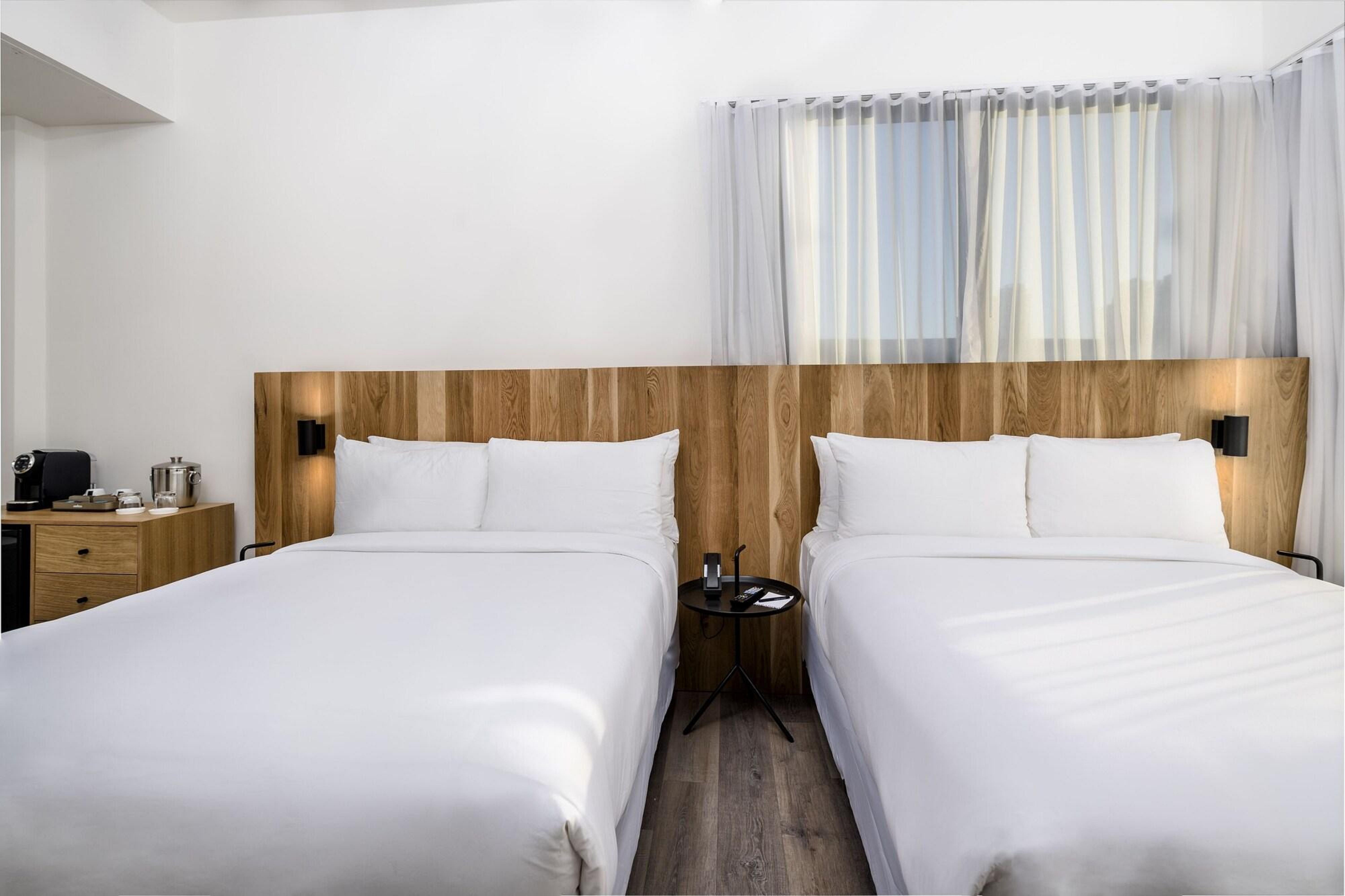 Urbanica Euclid Hotel 4*