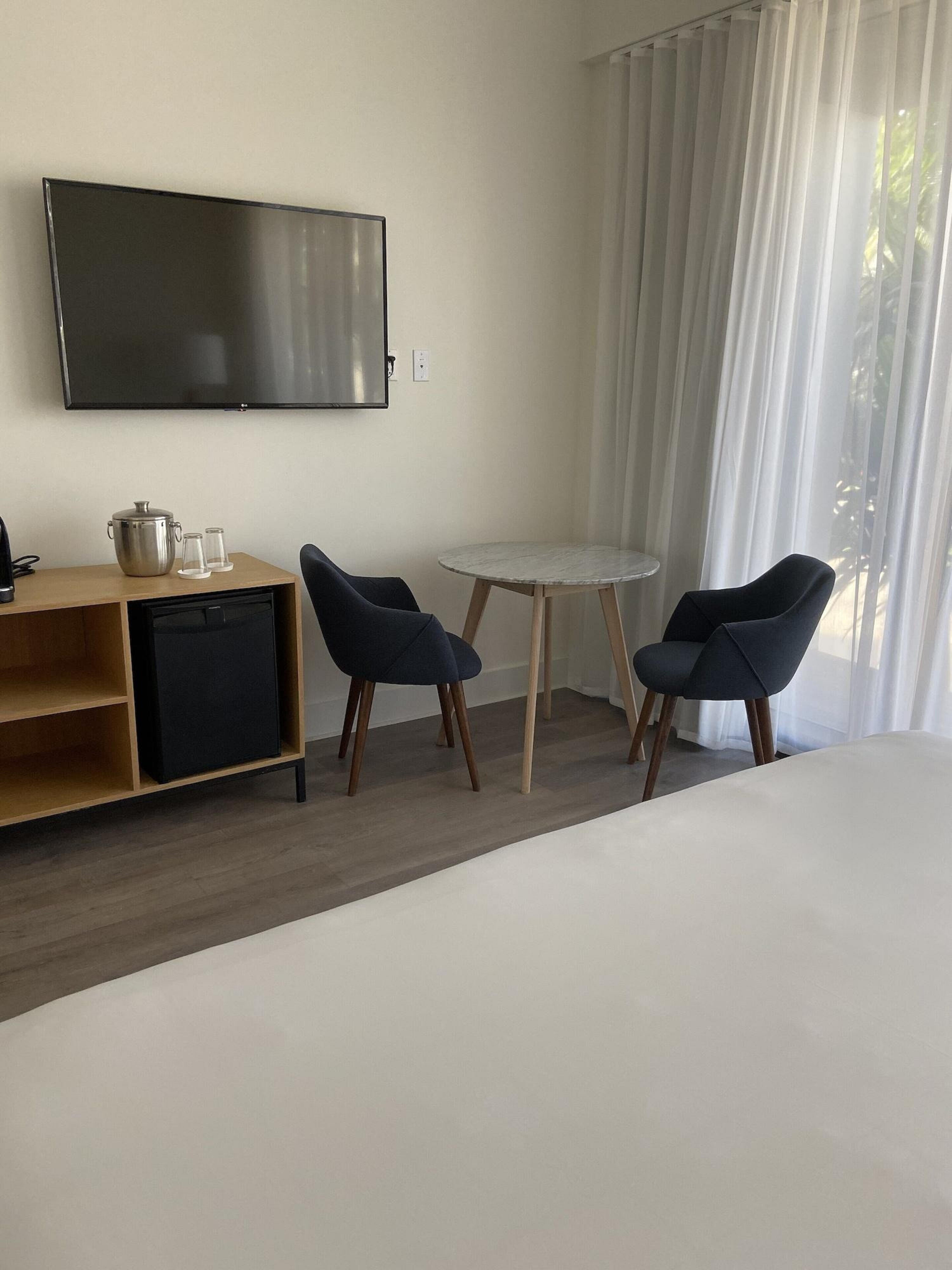 Urbanica Euclid Hotel