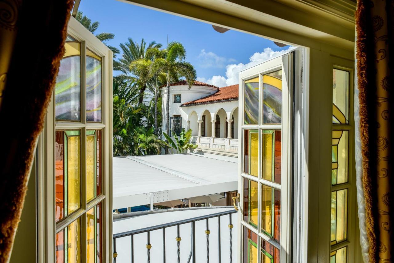 The Casa Casuarina