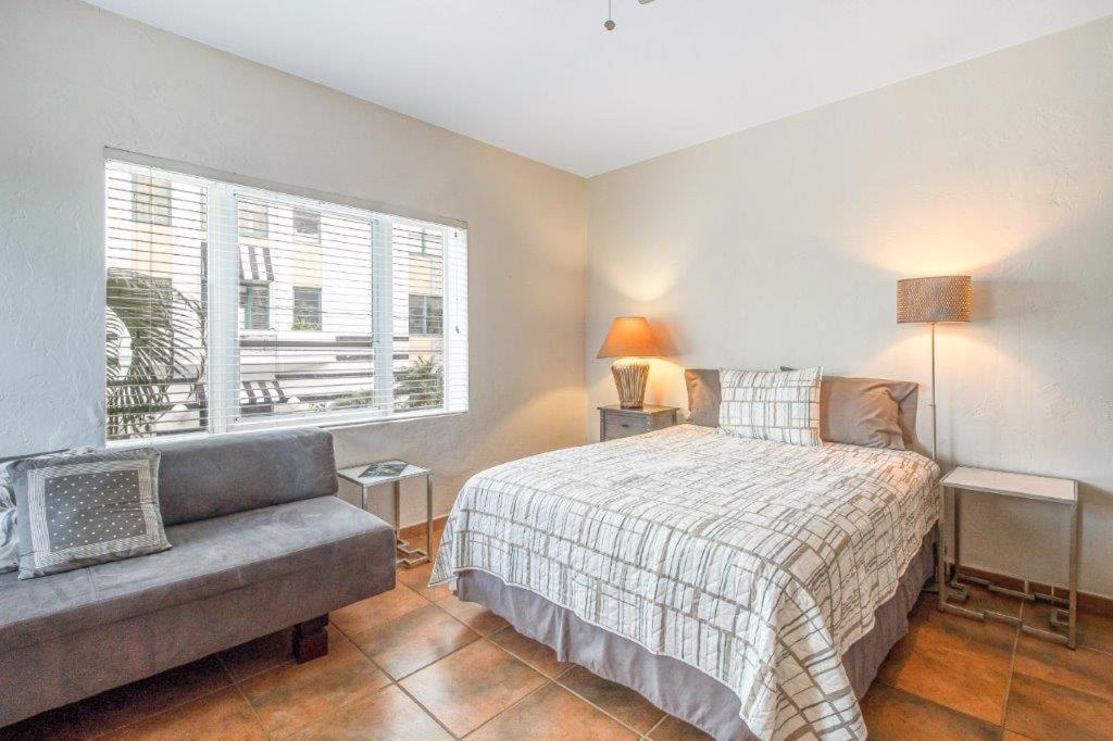 Apartment Mantell Plaza