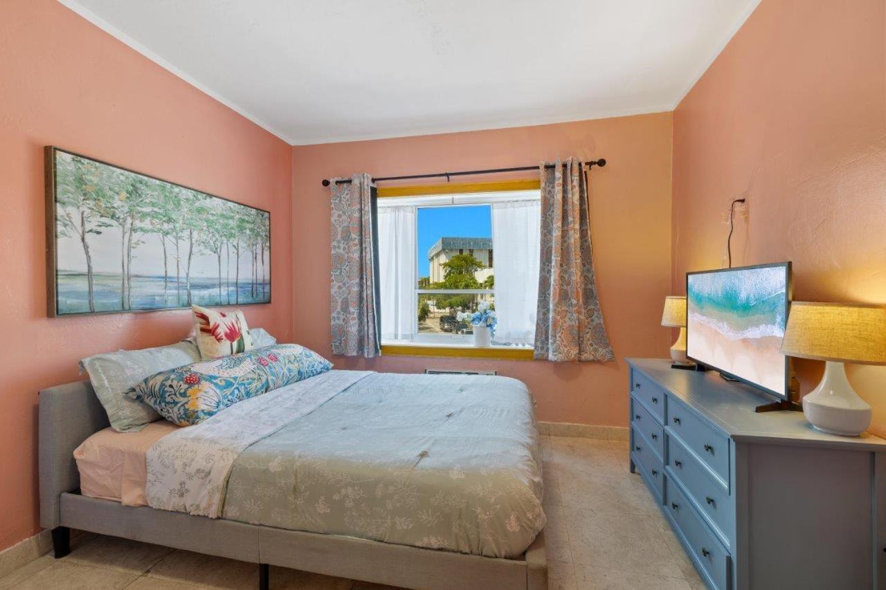 Mantell Plaza Apartment Miami Beach