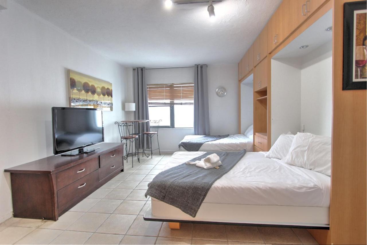Aparthotel Deluxe And At The Casablanca Miami Beach