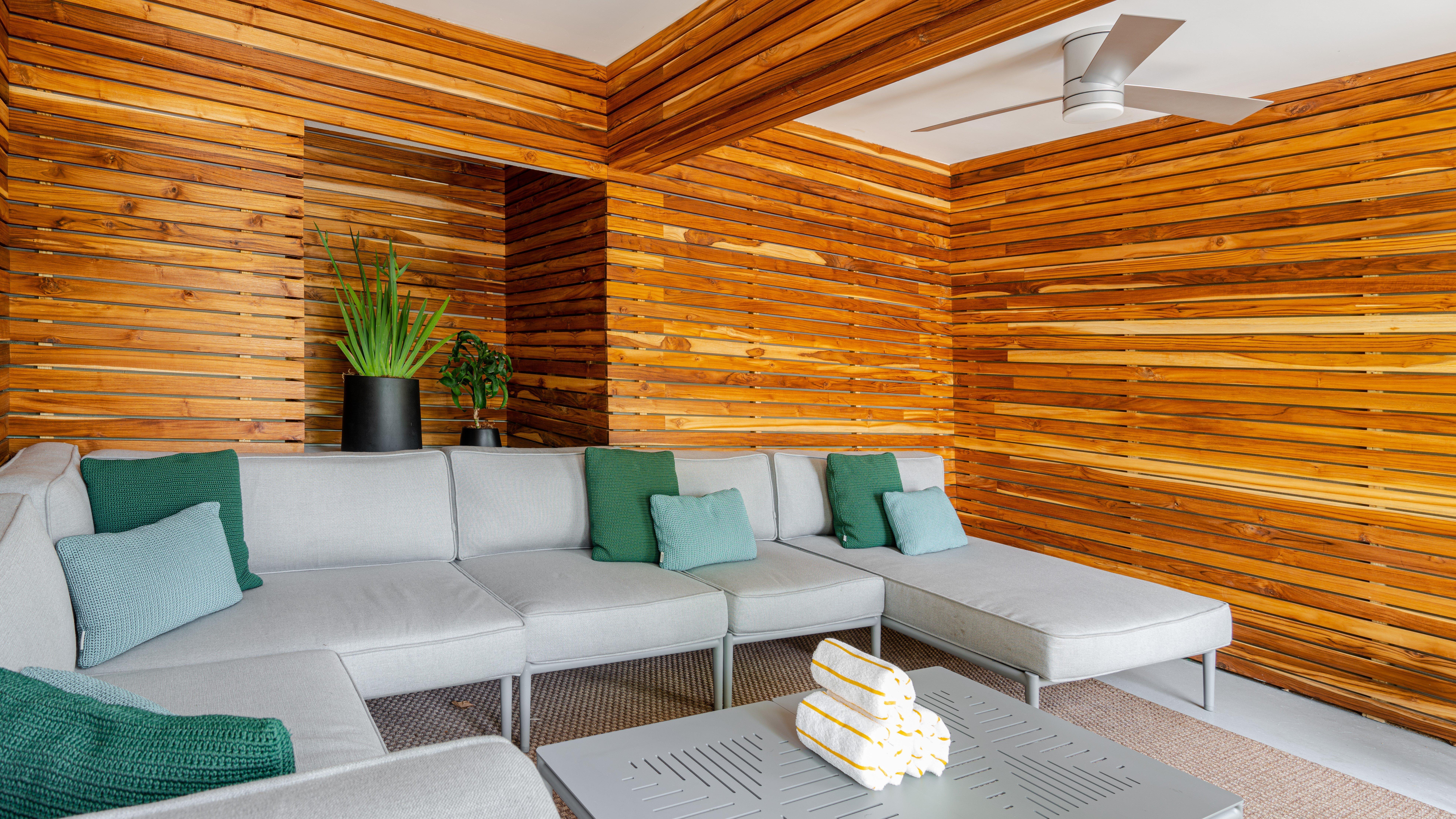 Resort Kimpton Surfcomber By Ihg Miami Beach