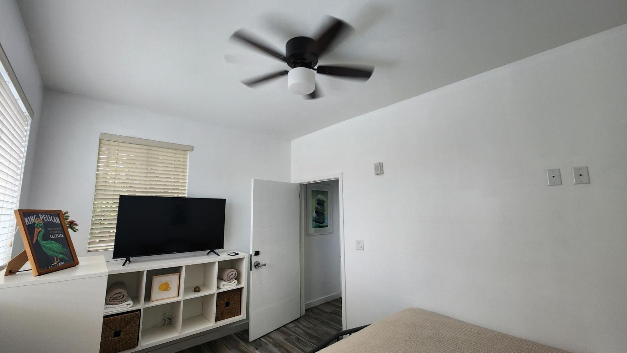 The West Gem Apartment Miami Beach