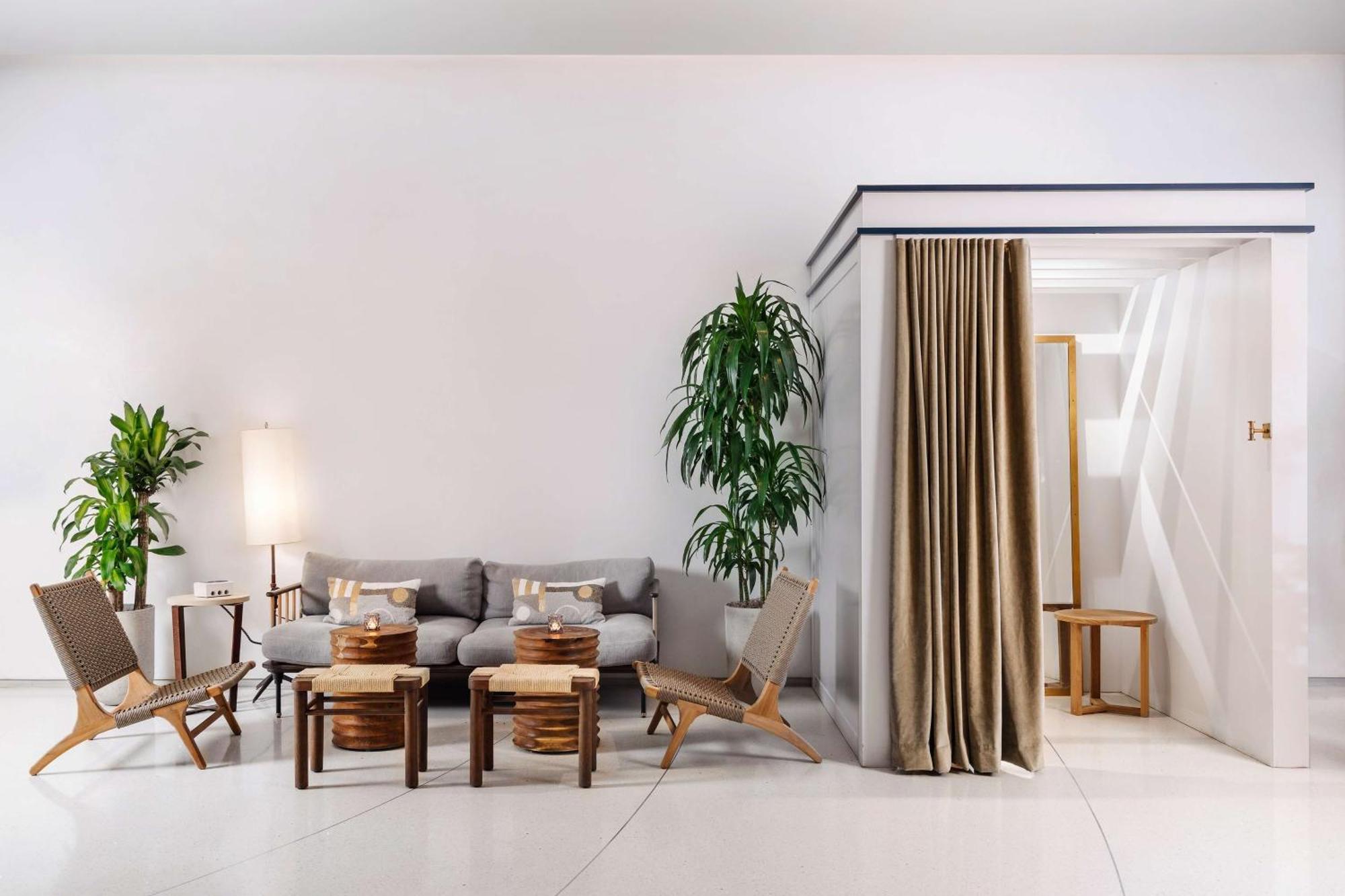 Hotel Nautilus Sonesta 5*