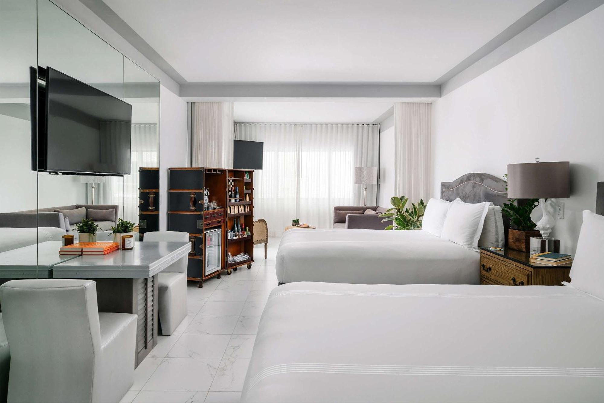 Nautilus Sonesta Hotel