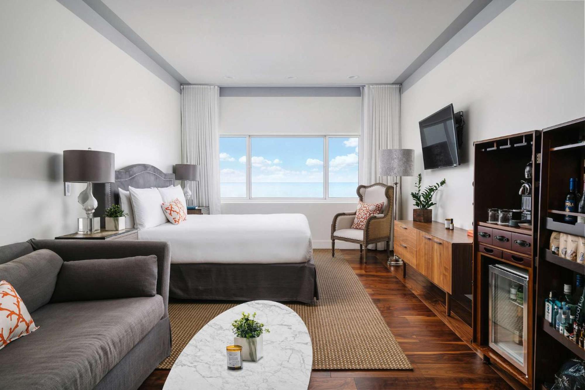 Hotel Nautilus Sonesta