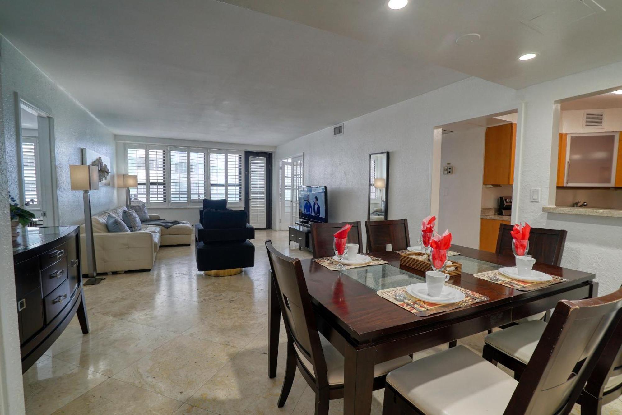 Two Bedroom On The With Balcony And Oceanview Aparthotel Miami Beach