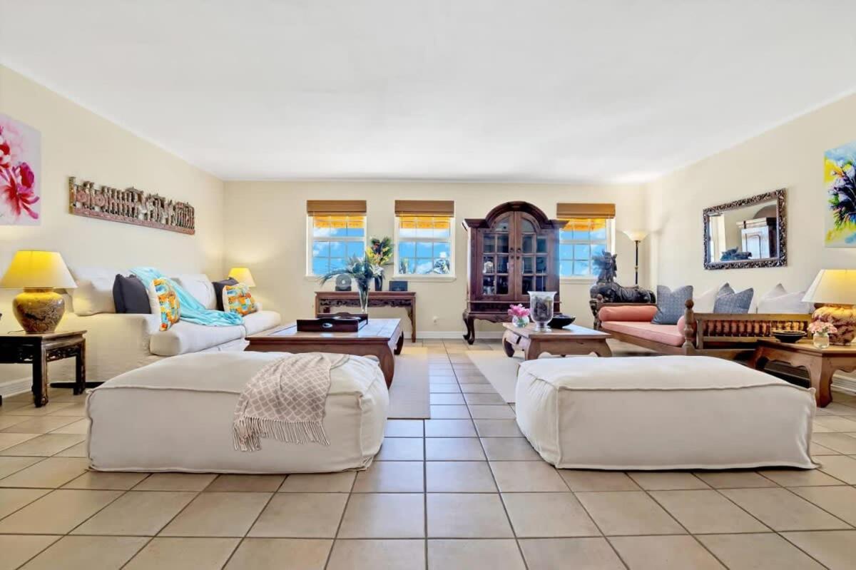 Apartment New Amazing Large 3br Direct Oceanfront Penthouse On Ocean Drive!!