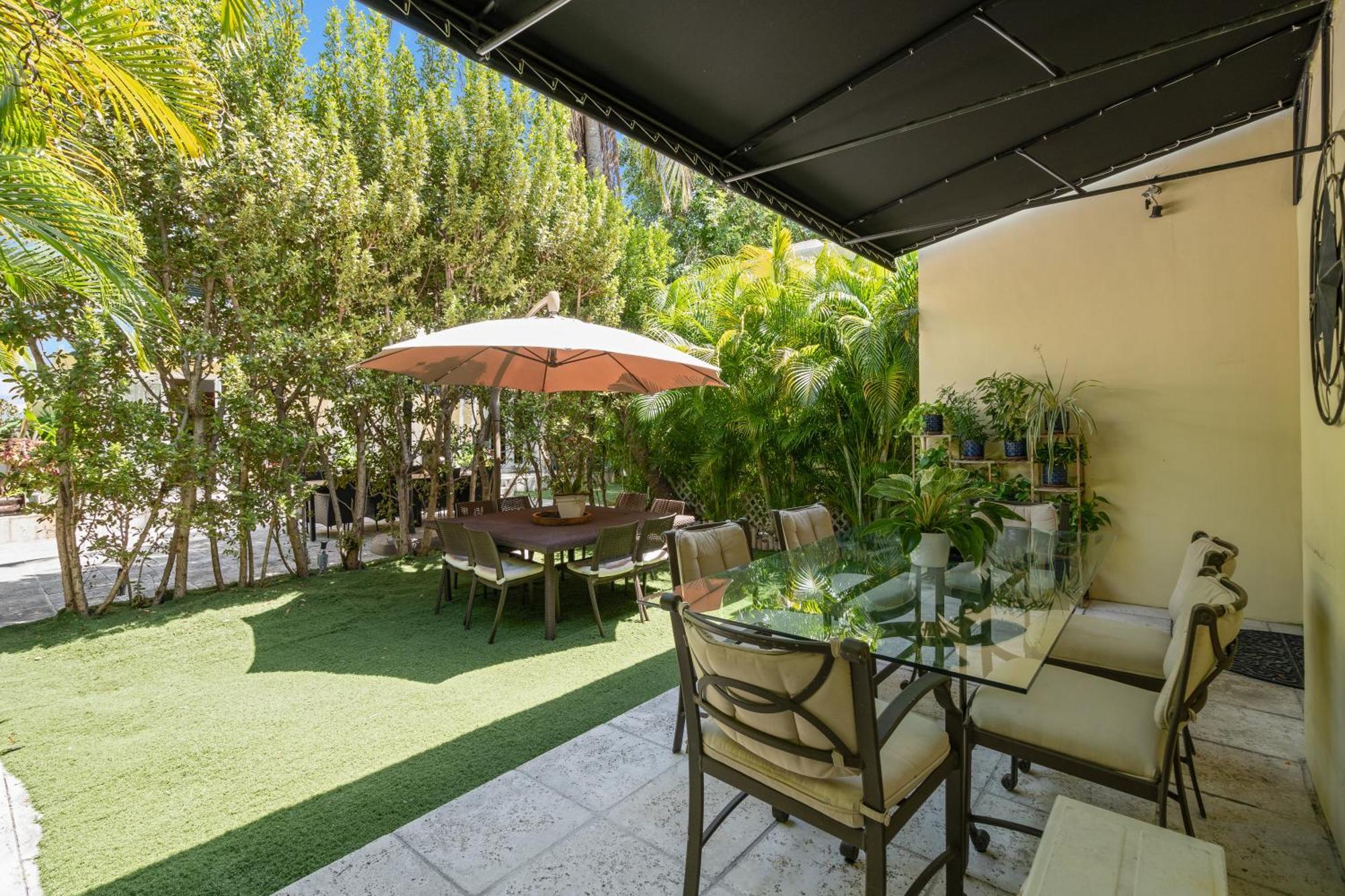 Venezia Full House Up To 12 Guests Miami Beach