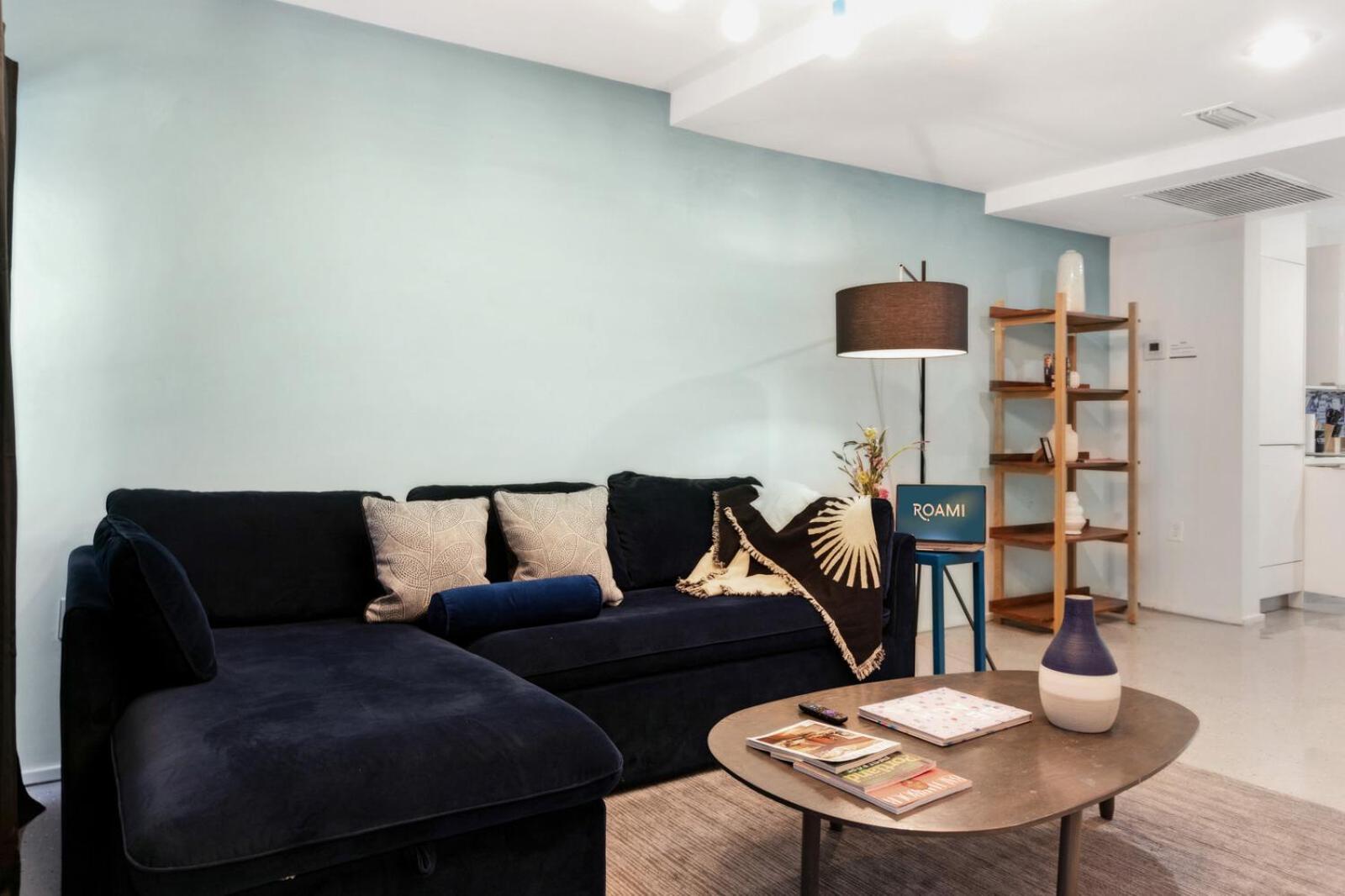 Roami At 250 Collins Miami Beach
