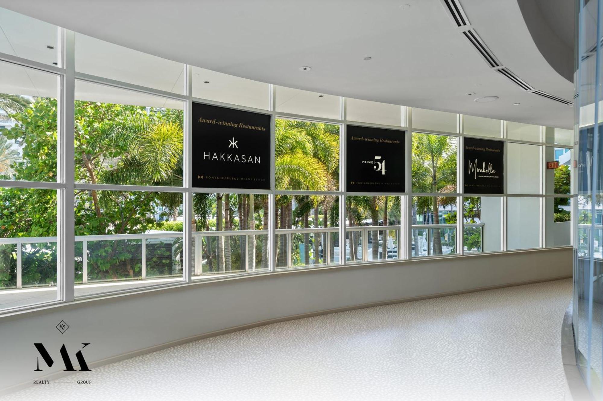 Fontainebleau Balcony W Pool & Ocean View