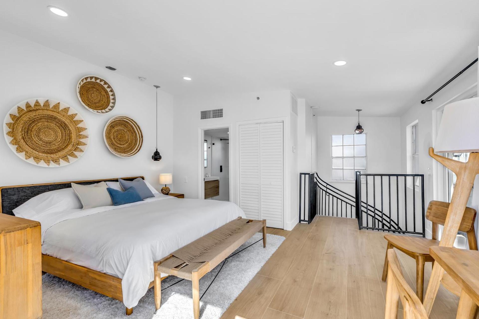 Gorgeous Coastal Ph With Large Private Terrace Miami Beach