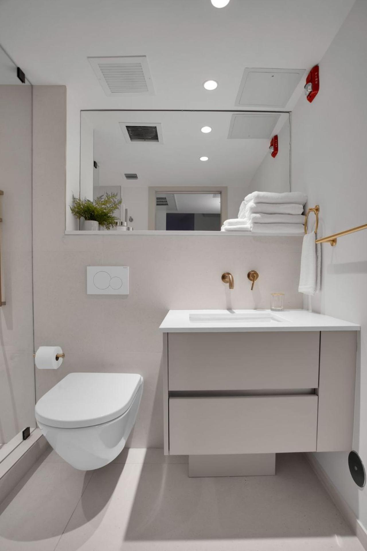 Vonder Miami - Unit 8 Hotel *
