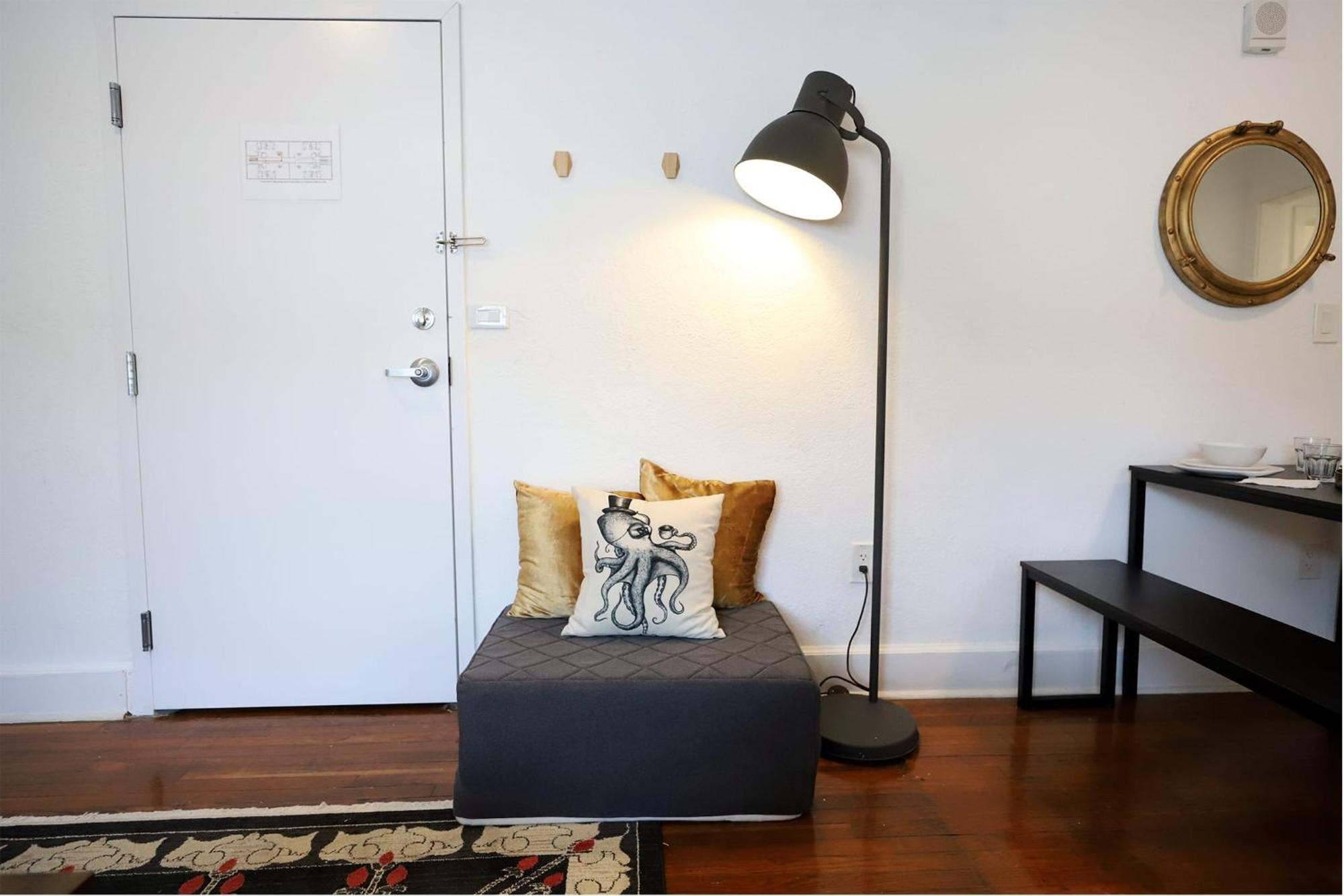 South Free Parking Family & Pet Friendly Walk To & Bay Miami Beach