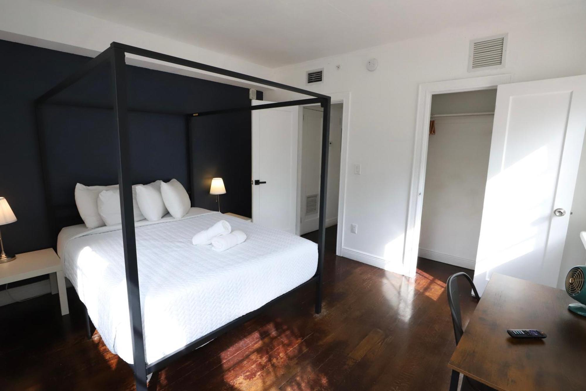 South Free Parking Family & Pet Friendly Walk To & Bay