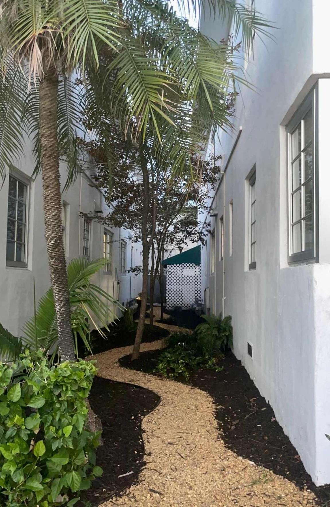 Apartment South Free Parking Family & Pet Friendly Walk To & Bay Miami Beach