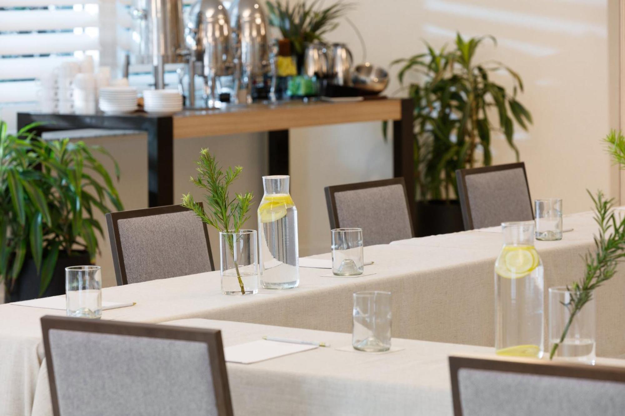 Resort Kimpton Surfcomber By Ihg Miami Beach