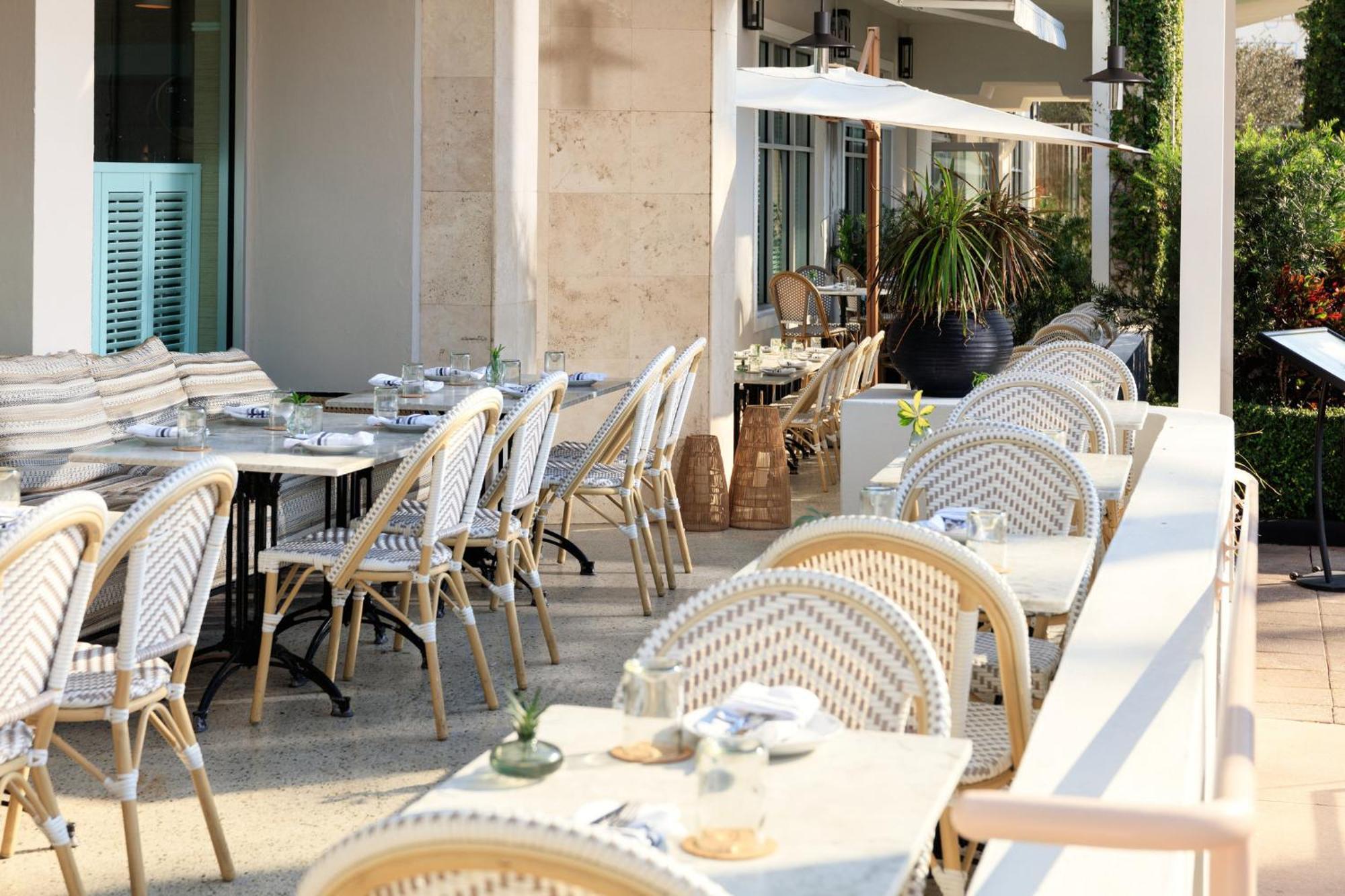 Kimpton Surfcomber By Ihg Miami Beach