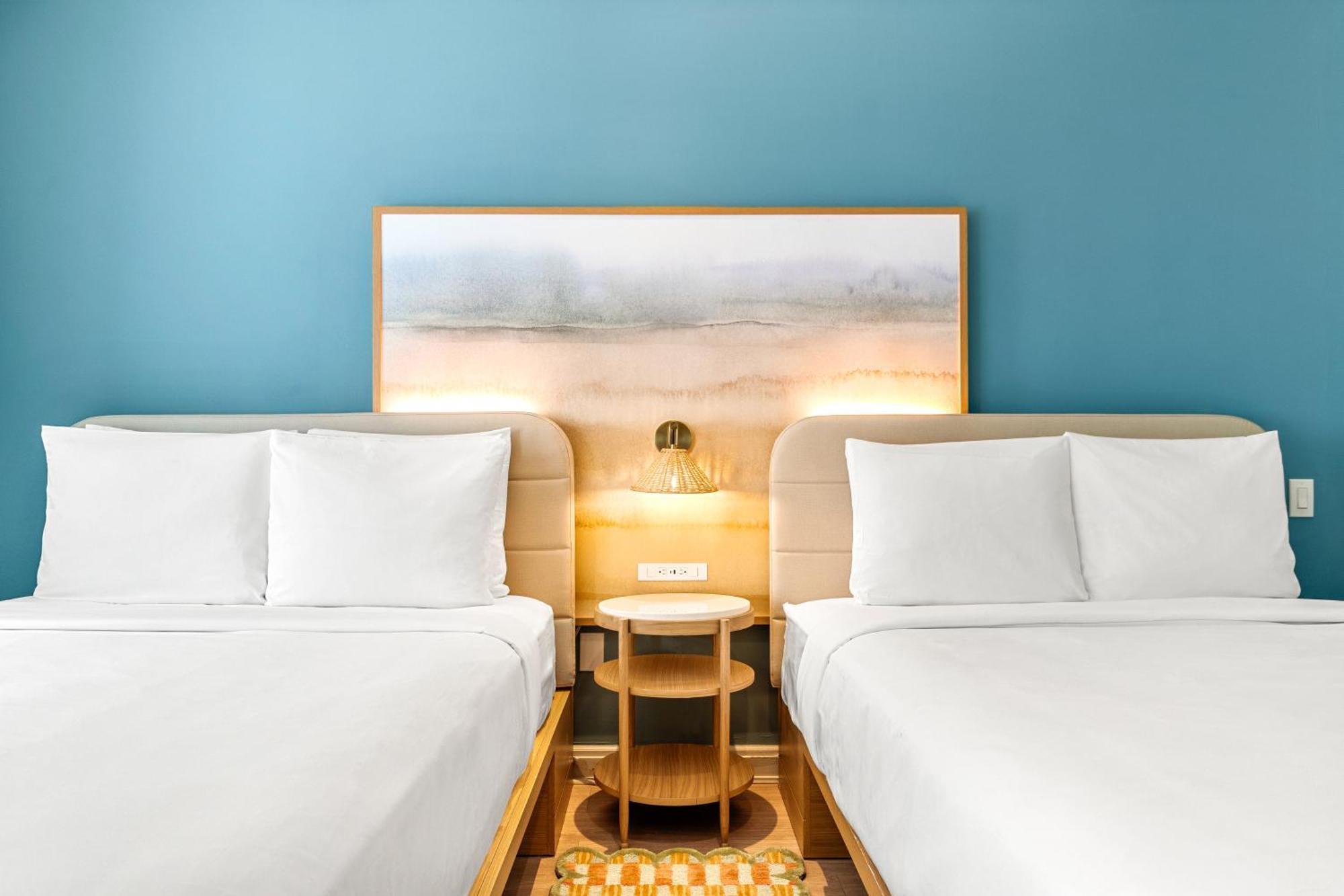 Hotel Aloha Fridays