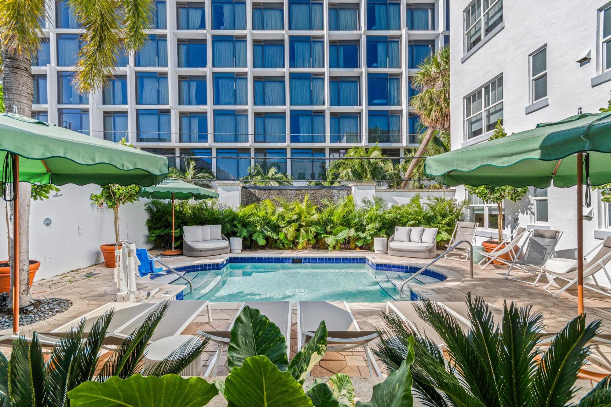 Aloha Fridays Hotel Miami Beach