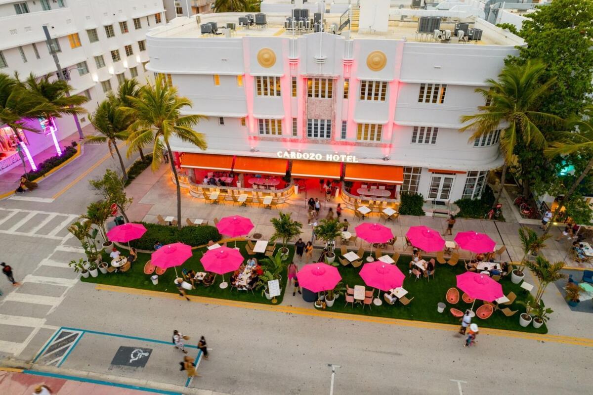 2-min To Beach, Upscale Enclave Apartment *