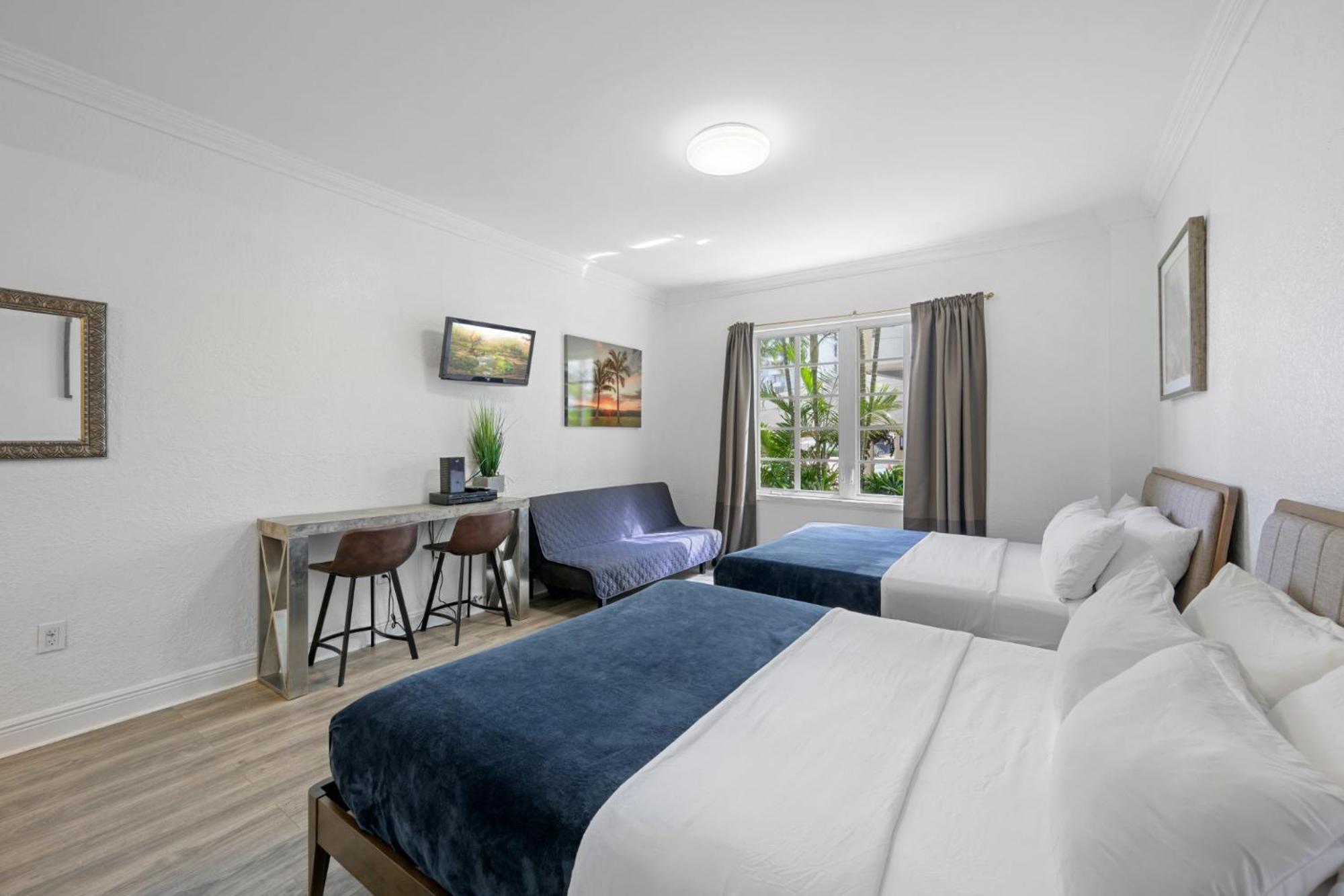 Apartment Barbizon On Ocean Drive