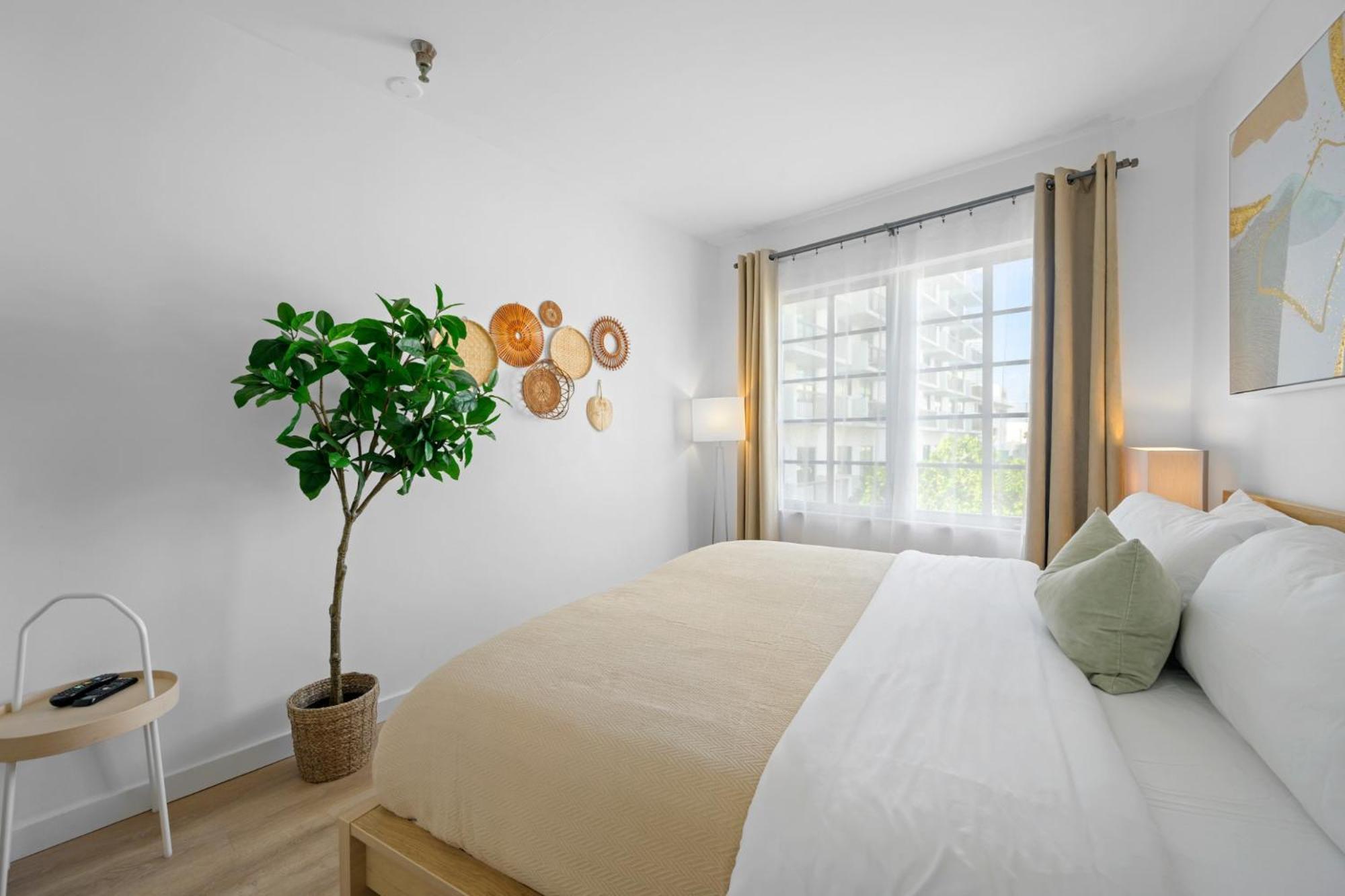 Apartment Barbizon On Ocean Drive *