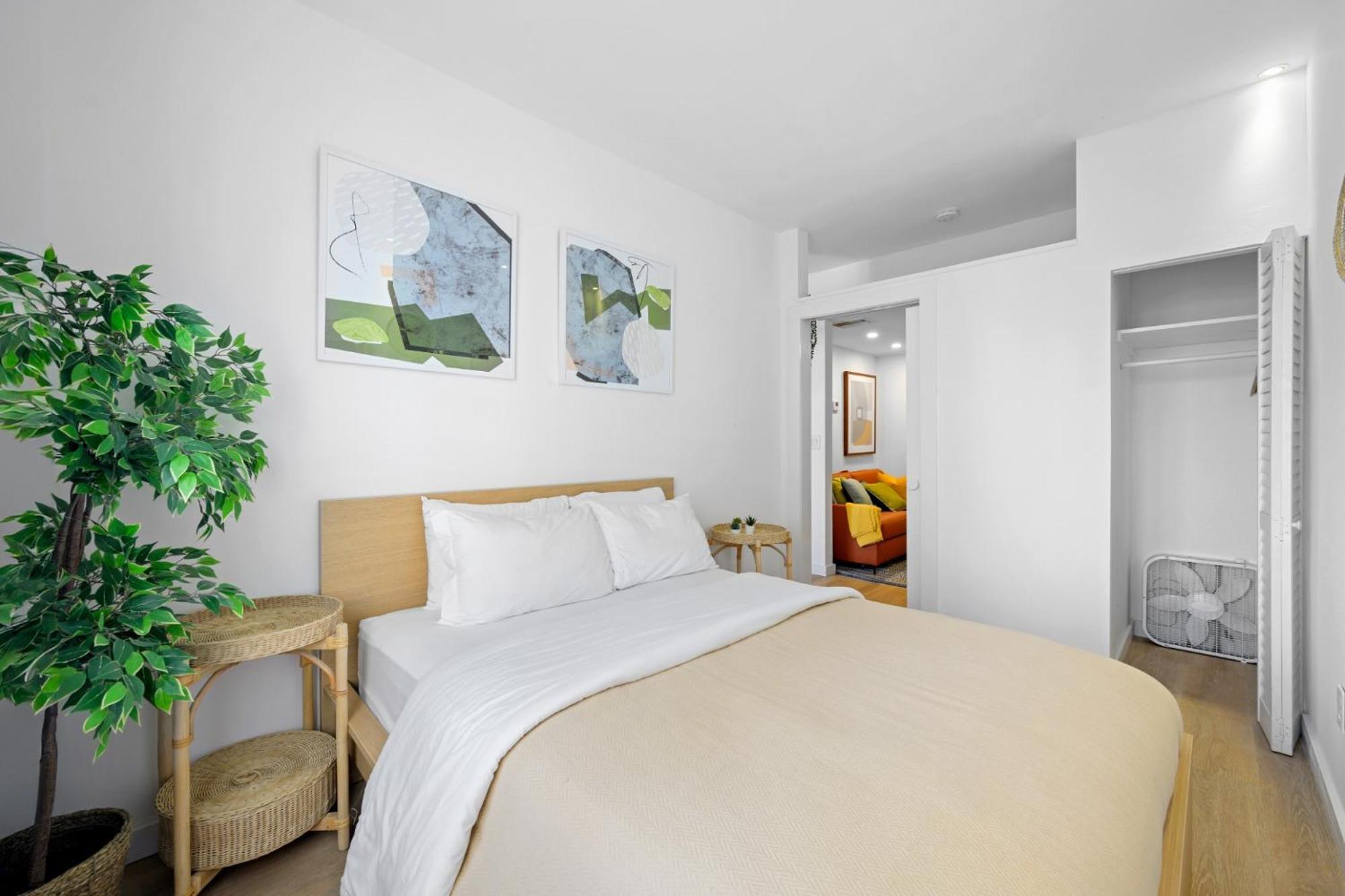 Barbizon On Ocean Drive Apartment *