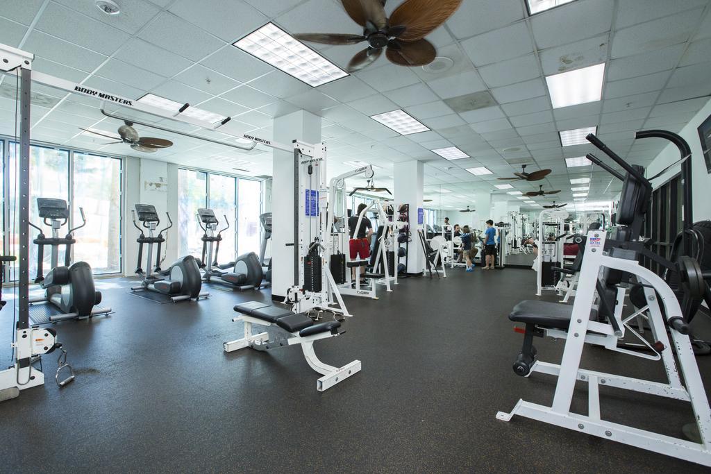 Ocean Reserve Luxury Across From Sunny Isles Apartment