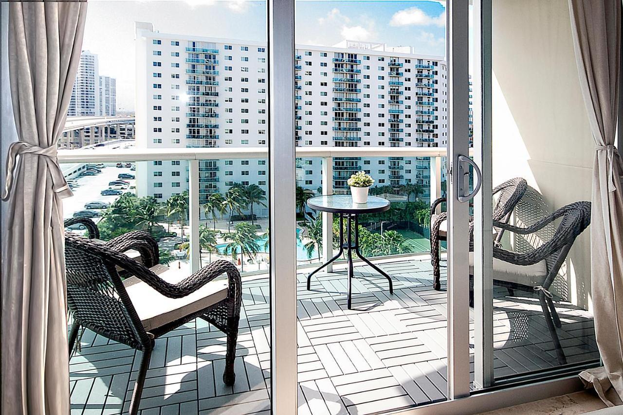 Ocean Reserve Luxury Across From Sunny Isles Apartment Miami Beach