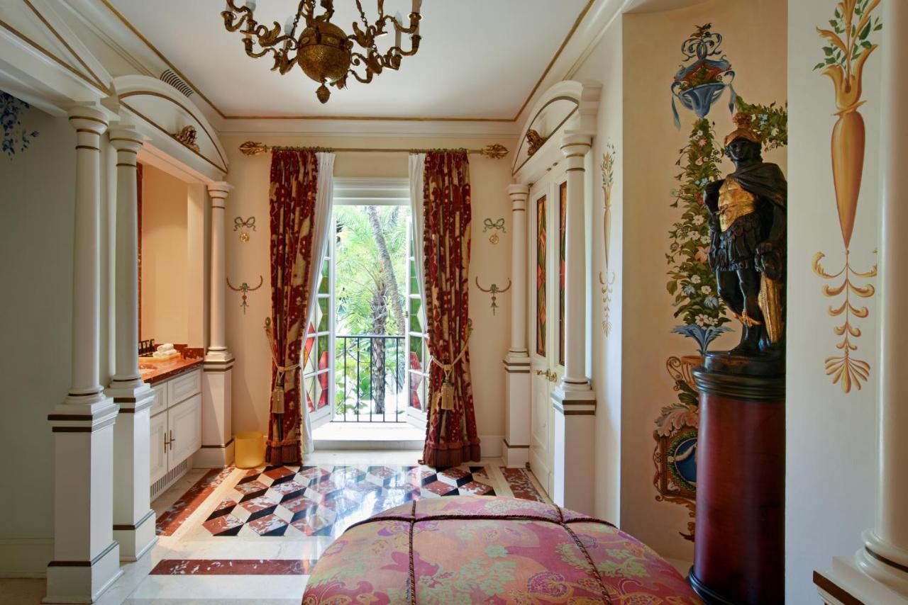 The Casa Casuarina Hotel 4*