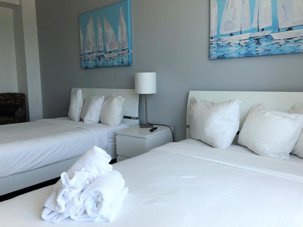 Ocean Front Units At Miami * Miami Beach